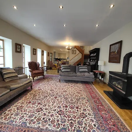 Villa The Coach House à Cheltenham Extérieur photo